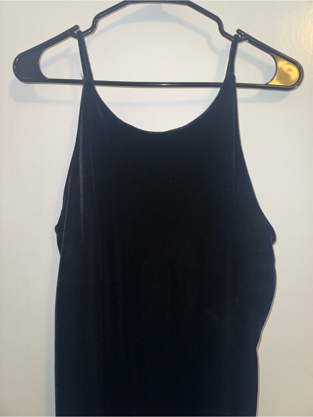 Elegant Black Velvet Maxi Dress with Spaghetti Straps